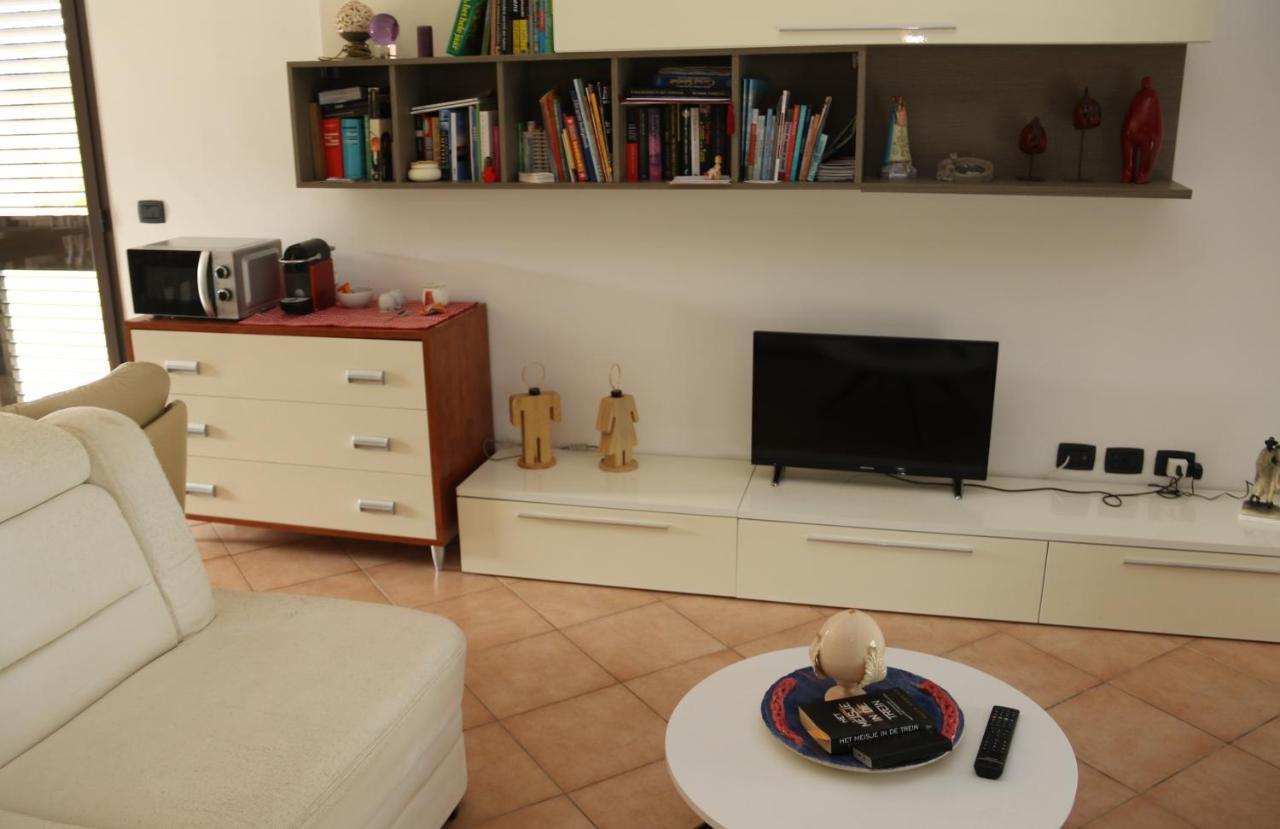 Casa Matheo Bed and Breakfast Λέτσε Εξωτερικό φωτογραφία